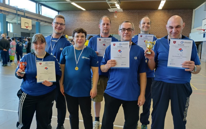 Die Neumarkter Teams bei den nordbayerischen Tischtennis Meisterschaften der Lebenshilfe 2025
