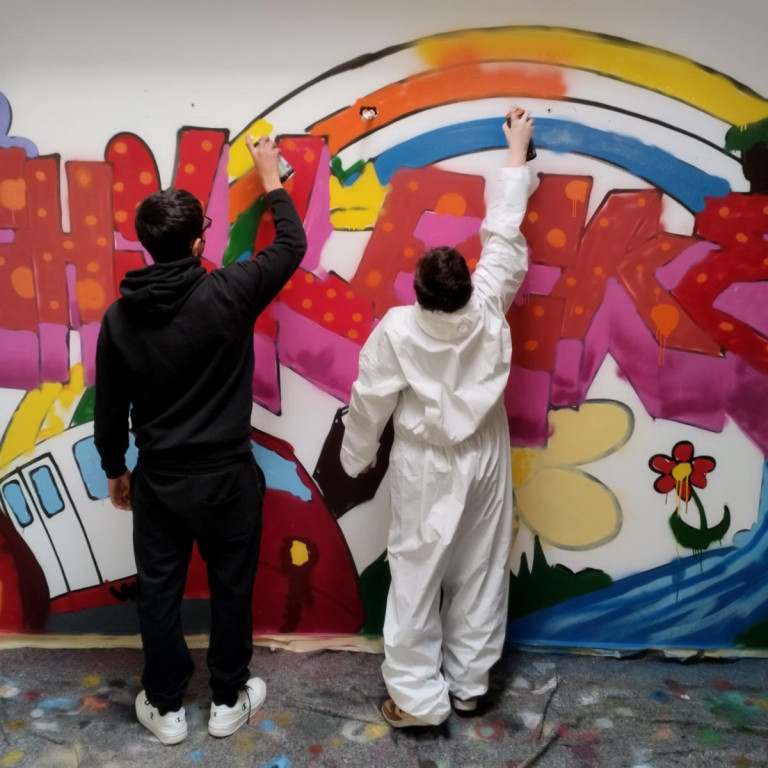 K1600 Lebenshilfe Neumarkt e.V. Gestaltung der Chill und Leseecke Graffiti