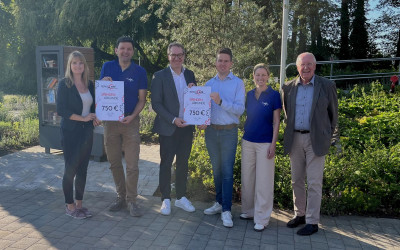 Spendenübergabe vor Ort beim Repair Café