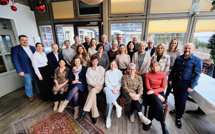 K1600 Gruppenfoto Ehrung JubilarInnen und Betriebsrenterin 2024